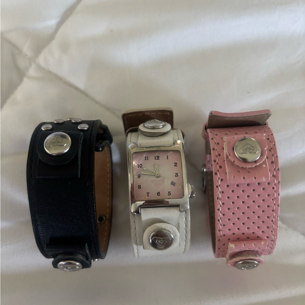 Roxy watch with set of three leather Interchangeable Bands